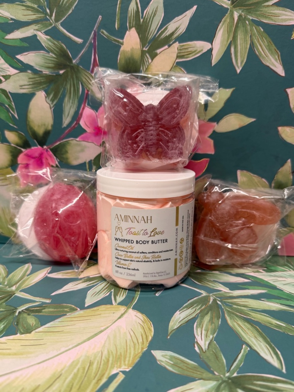 Aminnah Toast to Love Bundle 4pc Body Butter + Glycerin Soaps NWT